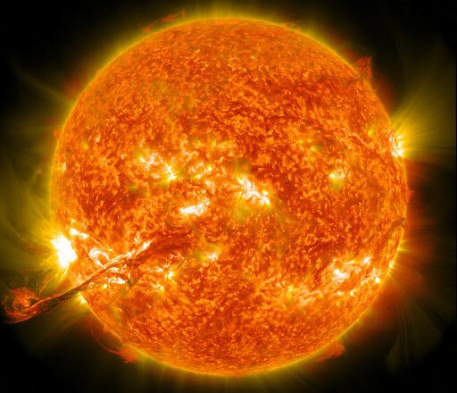 Dai neutrini preziose informazioni sul  Sole
