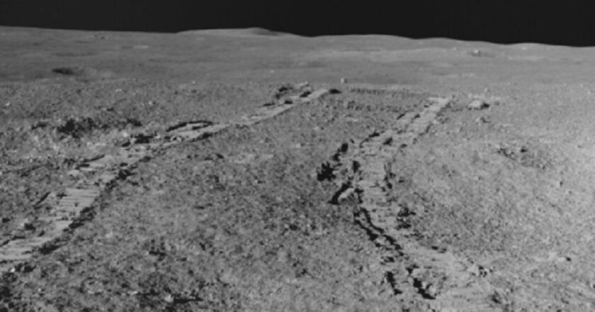 Il rover Chandrayaan-3 ha cominciato l’esplorazione lunare
