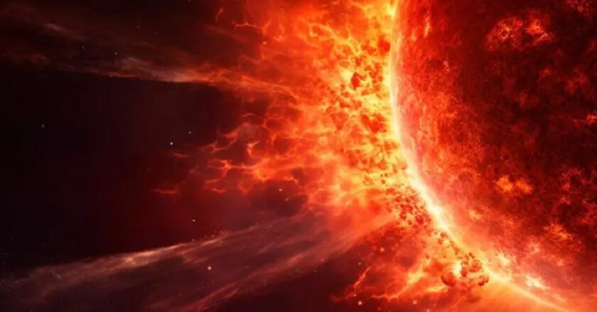 Massiccia eruzione solare avvertita su Terra, Luna e Marte
